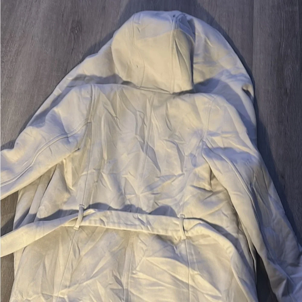 Aritzia Wilfred Montgomery Wool Coat - Picture 9 of 9